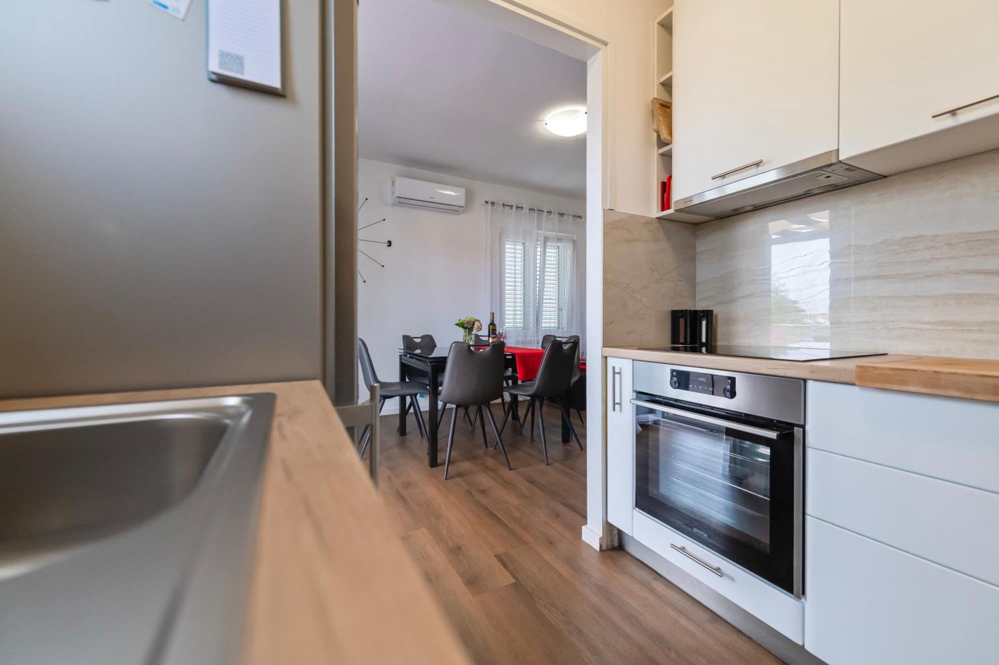 Apartment Marinsko Veli Iž Buitenkant foto