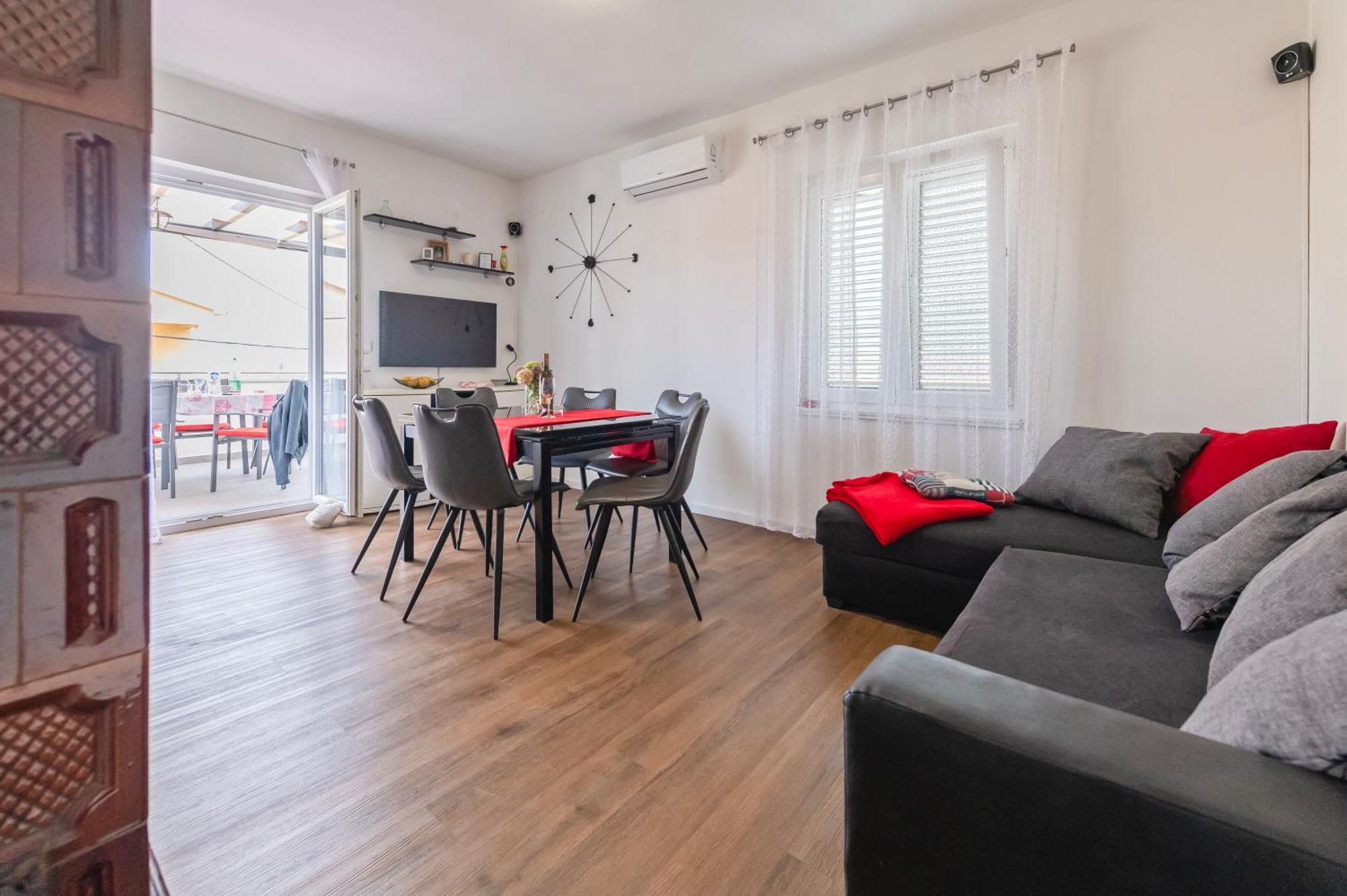 Apartment Marinsko Veli Iž Buitenkant foto